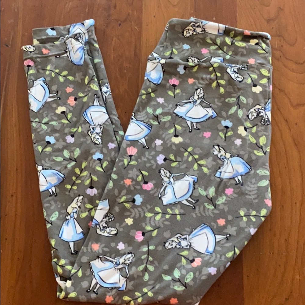 Alice in Wonderland LLR leggings